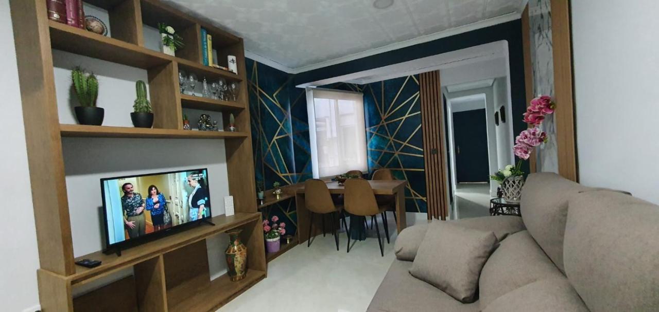 ¡Económico y bien ubicado! Apartamento Castellón de la Plana Exterior foto